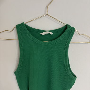 Grünes Crop Top