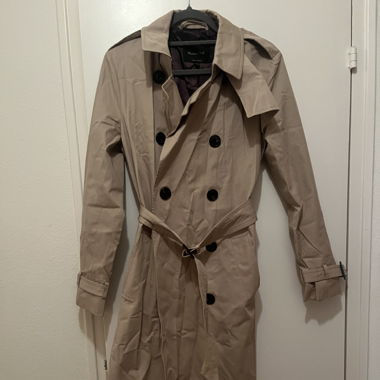 Trenchcoat Massimo Dutti