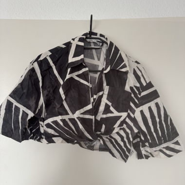 Printed Crop Shirt