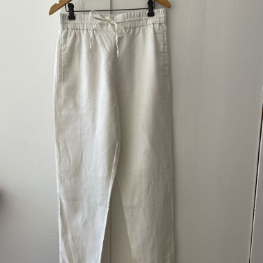 Weisse Leinenhose