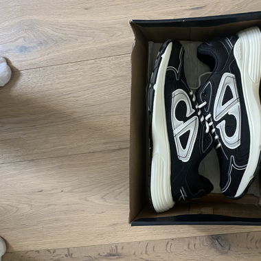 Dior B30 Countdown
