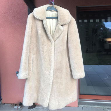 Peter Hahn Fur Coat (Lama Hair)