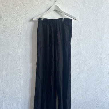 Pantaloni neri in lino a gamba larga