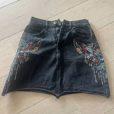 Denim skirt