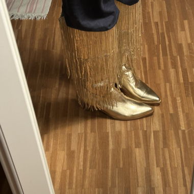 Goldene Fransen-Stiefel