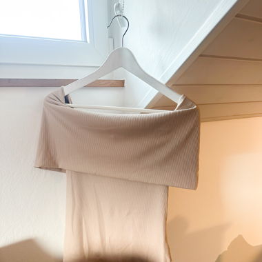 schönes beiges Shirt NEU