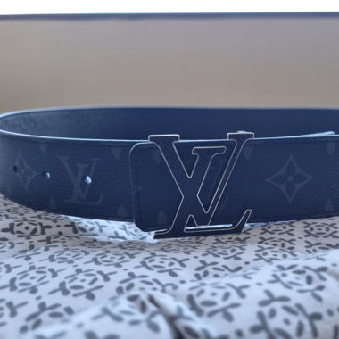 Louis Vuitton belt