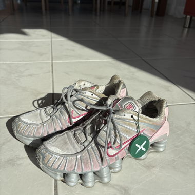 Nike Shox Sneakers