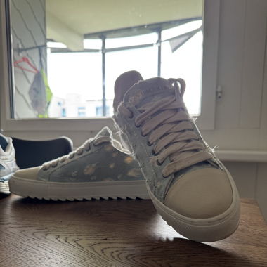 Numeris Sneaker
