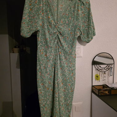 Vestito MNG verde con fantasia floreale, taglia S