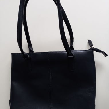 Sac en cuir marine très foncé en cuir