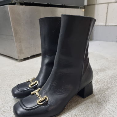 ELEGANT GENUINE LEATHER BOOTS 