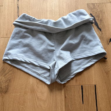 Pantaloncini grigio chiaro