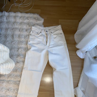 weisse Jeans