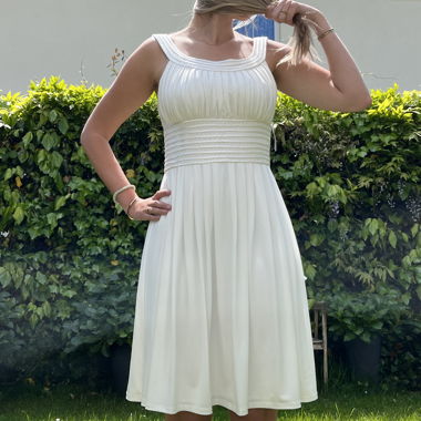 Robe crème NEUVE avec étiquettes