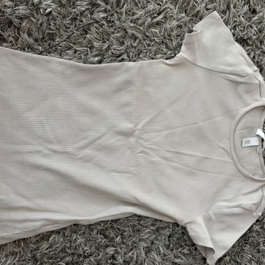 Fitted T-shirt, cream/beige