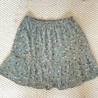 Floral A line Vero Moda skirt EUR M