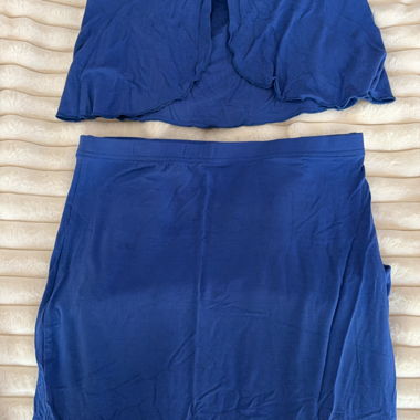 Zweiteiliges blaues Set
