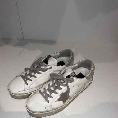 Golden Goose Sneaker