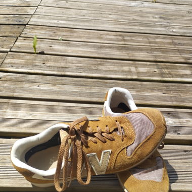 New Balance beige à carreaux 