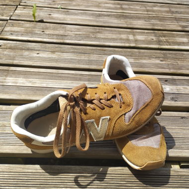 New Balance beige à carreaux 