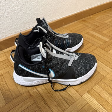 Nike PG 4