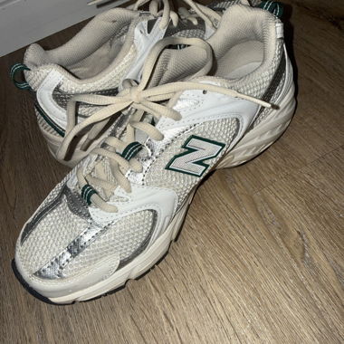 New Balance Sneakers