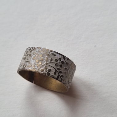 Flower ring