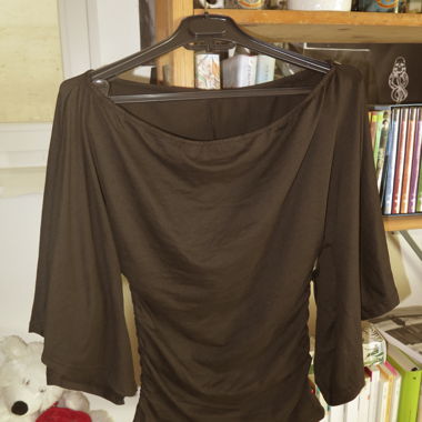 Vampy Y2K goth fitted t-shirt