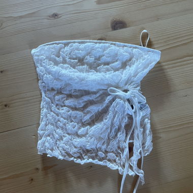 White asymmetrical top