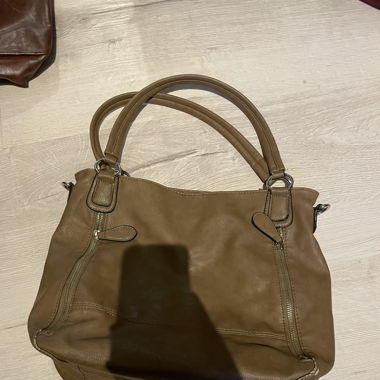 braune tasche