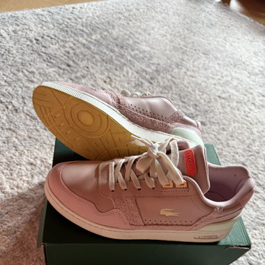 Lacoste Schuhe