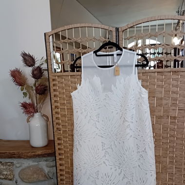 Schönes luftiges Sommerkleid
