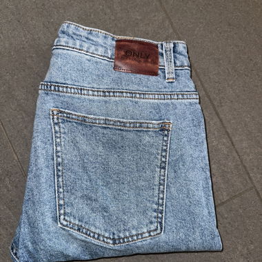 Blue jeans Only