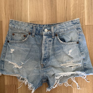 Short en jean Zara déchiré