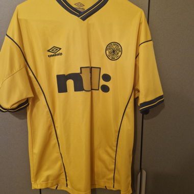 Yellow Celtic Umbro Football Jersey