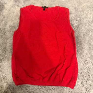 Smanicato in maglia Escada rosso