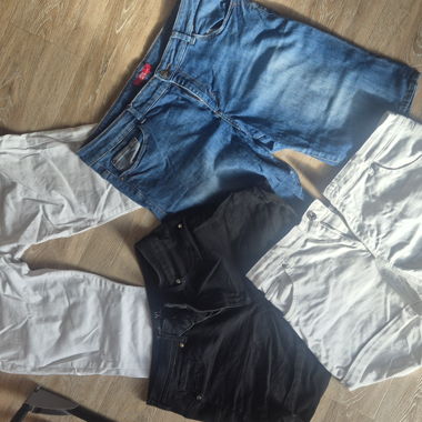 Pantaloni