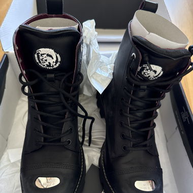 Diesel schwarze Schnürstiefel