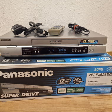 Panasonic NV-FJ626 VHS HIFI Stereo Video in OVP 