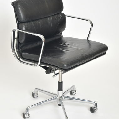 Eames Bürostuhl EA217 Vitra