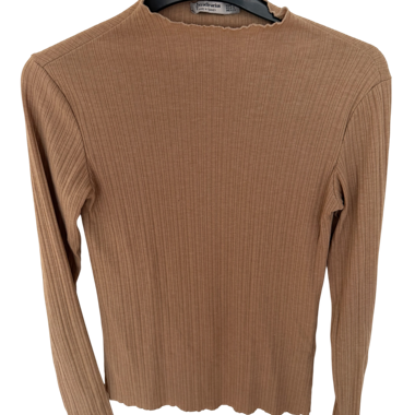 Ribbed Long-Sleeve Top