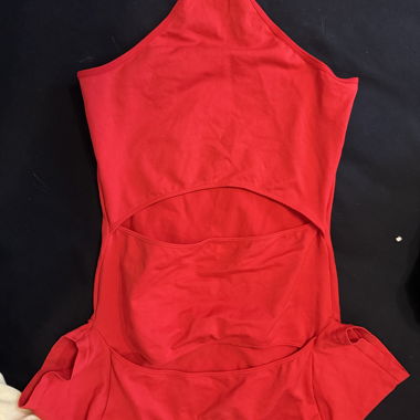 Body rosso con cut-out