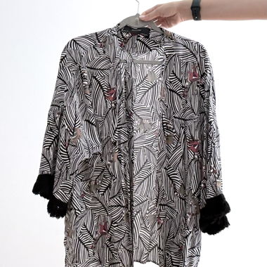 Kimono imprimé zèbre feuilles & lémuriens