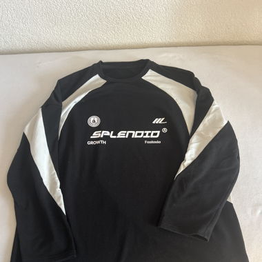 Long sleeve streetwear shirt