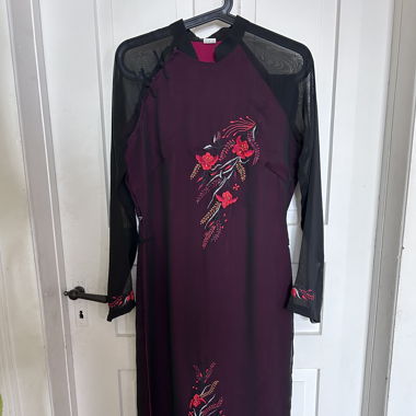 Hand gefertigt Kleid aus Vietnam