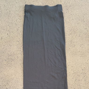 Jupe midi H&M gris foncé, taille XS