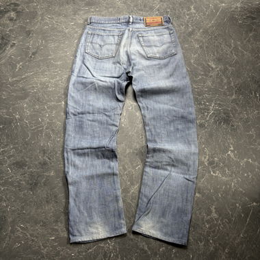 Jeans Diesel Vintage coupe droite (L)