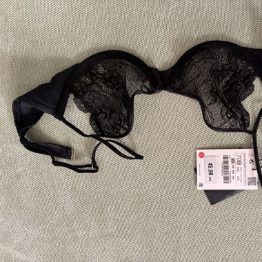 Unterwäsche/ BH /Bras