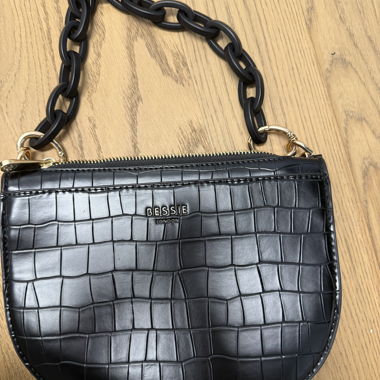 Borsa Bessie London